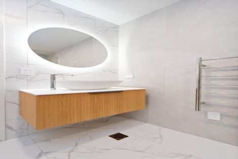 Photo of property in 27a Dawnhaven Drive, Te Atatu Peninsula, Auckland, 0610