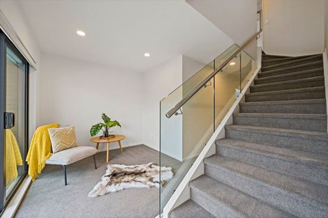 Photo of property in 28 Ti Kouka Lane, Sandringham, Auckland, 1025