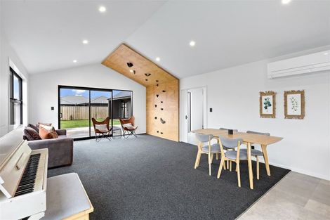 Photo of property in 76 Brenley Drive, Rolleston, 7614