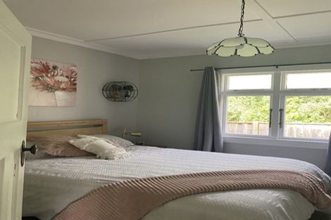 Photo of property in 3a Tupoki Street, Glen Avon, New Plymouth, 4312