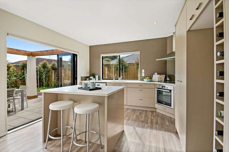 Photo of property in 25 Erne Crescent, East Tamaki, Auckland, 2016