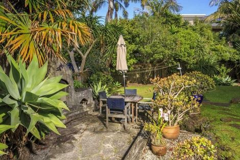 Photo of property in 2/31 Lake Road, Devonport, Auckland, 0624