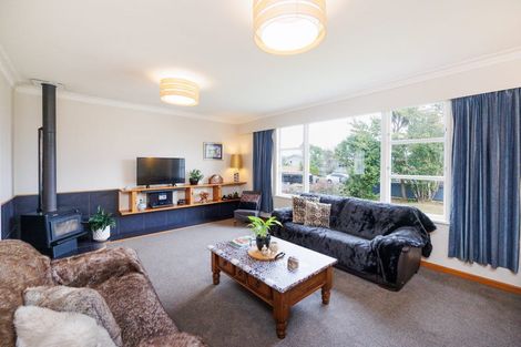 Photo of property in 15 Belgrave Place, Awapuni, Palmerston North, 4412