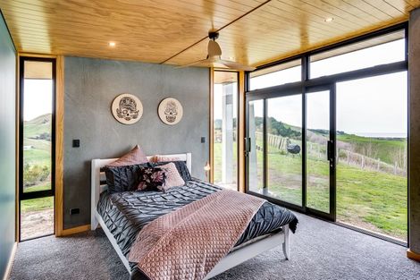 Photo of property in 55 Avery Road, Eskdale, Napier, 4182