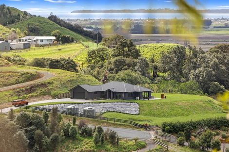 Photo of property in 25 Morepork Way, Papamoa, 3183