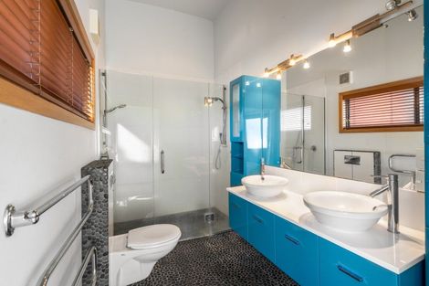 Photo of property in 617b Harbour View Road, Whangamata, 3620