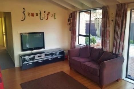 Photo of property in 247 Queenspark Drive, Parklands, Christchurch, 8083