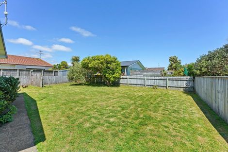 Photo of property in 30a Toru Road, Paraparaumu Beach, Paraparaumu, 5032
