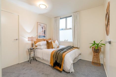 Photo of property in 9 Royal Street, Berhampore, Wellington, 6023