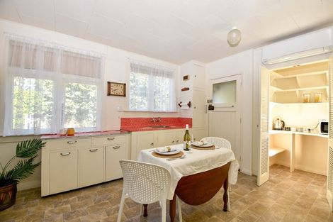 Photo of property in 41 Rhodes Street, Carterton, 5713