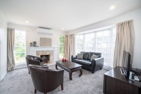 Photo of property in 1 Rakino Place, Awapuni, Palmerston North, 4412