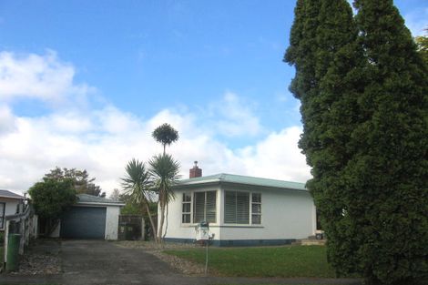Photo of property in 9 Brett Place, Takaro, Palmerston North, 4412