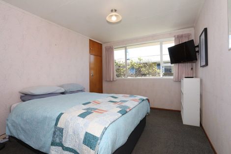 Photo of property in 15 Fergusson Street, Marton, 4710