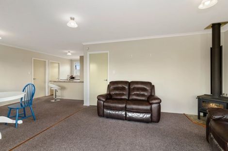 Photo of property in 2 Tatai Street, Koutu, Rotorua, 3010
