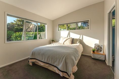 Photo of property in 12 Makora Avenue, Oneroa, Waiheke Island, 1081