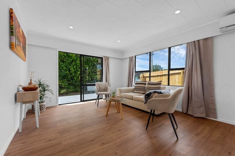 Photo of property in 1/10 Mildmay Road, Henderson, Auckland, 0610