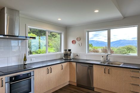 Photo of property in 28 Bay Vista Drive, Pohara, Takaka, 7183
