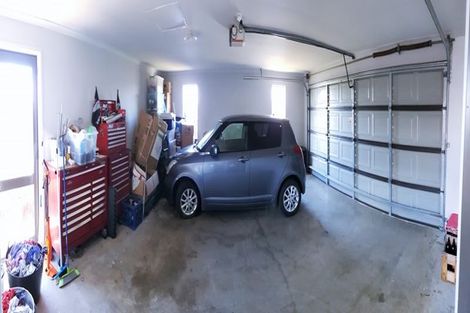 Photo of property in 109 Farnborough Drive, Grandview Heights, Hamilton, 3200