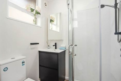 Photo of property in 2/49 Simkin Avenue, St Johns, Auckland, 1072