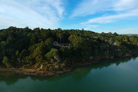 Photo of property in 467 Heatley Road, Whakapirau, Maungaturoto, 0583