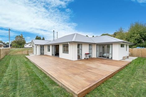 Photo of property in 6 Nore Street, Waihola, Milton, 9073