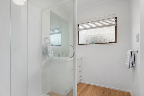 Photo of property in 60 Dickson Road, Papamoa Beach, Papamoa, 3118