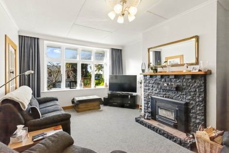 Photo of property in 2 Weraroa Road, Levin, 5510