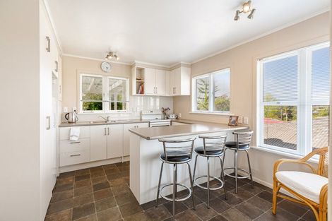 Photo of property in 46 Woodford Avenue, Henderson, Auckland, 0610