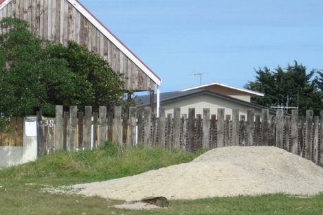 Photo of property in 38 Tongariro Street, Castlecliff, Wanganui, 4501