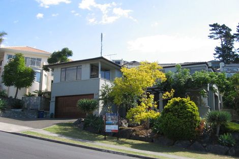 Photo of property in 61 Penguin Drive, Murrays Bay, Auckland, 0630