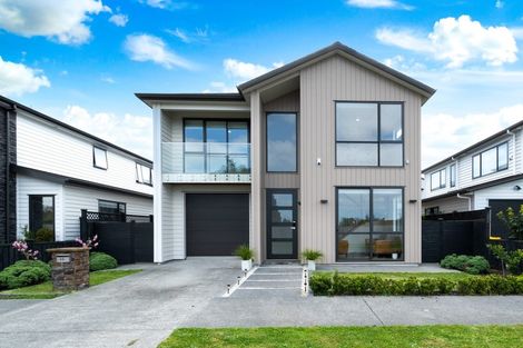 Photo of property in 15 Wicket Lane, Whenuapai, Auckland, 0618