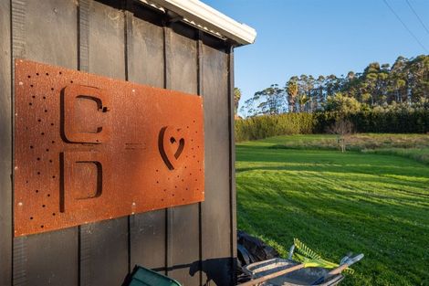 Photo of property in 1073 Kahikatea Flat Road, Waitoki, Kaukapakapa, 0871