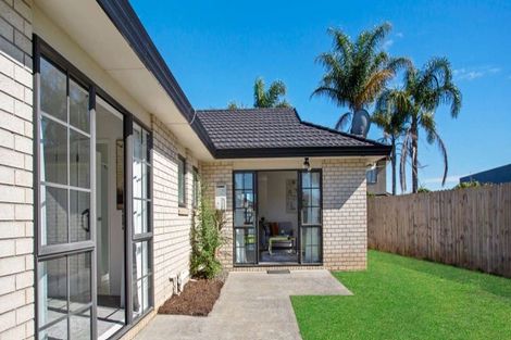 Photo of property in 9 Parkstone Place, Favona, Auckland, 2024
