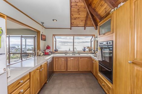 Photo of property in 4 Durness Place, Red Beach, 0932