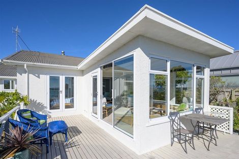 Photo of property in 14 Martin Street, Monaco, Nelson, 7011