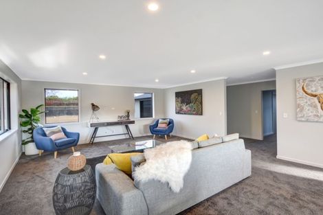 Photo of property in 32 Huntly Road, Outram, 9019