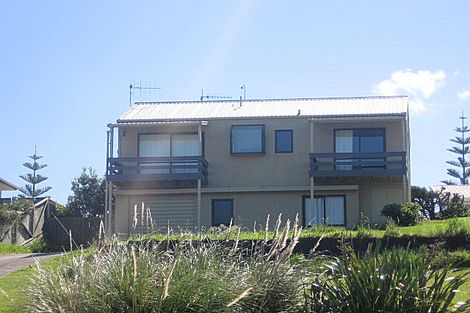 Photo of property in 13 Hanlen Avenue, Waihi Beach, 3611