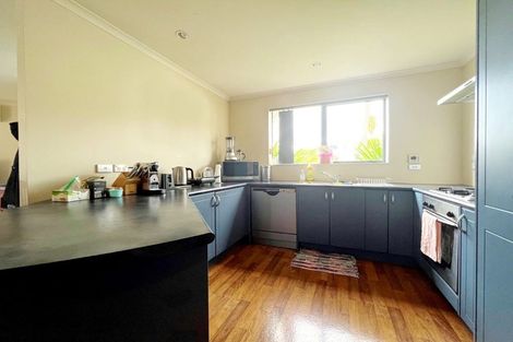 Photo of property in 20 Palm Grove Drive, Western Heights, Hamilton, 3200