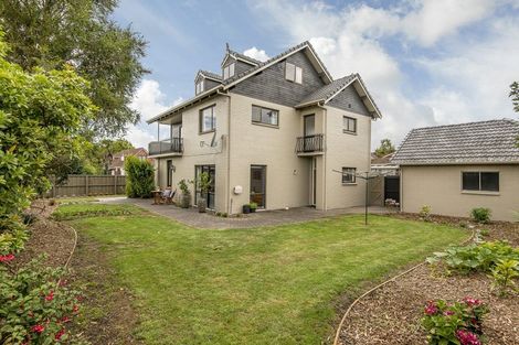 Photo of property in 15 Sawtell Place, Northcote, Christchurch, 8052