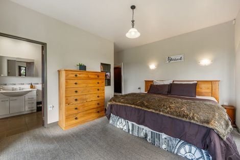 Photo of property in 537 No 1 Line, Longburn, Palmerston North, 4475