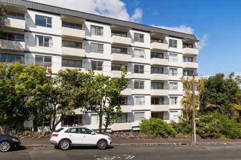 Photo of property in 2/44 Esplanade Road, Mount Eden, Auckland, 1024
