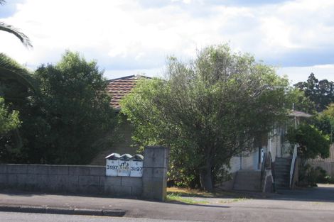 Photo of property in 1/3197 Great North Road, New Lynn, Auckland, 0600