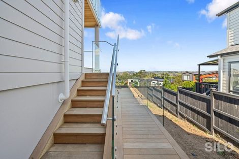 Photo of property in 35 Kikorangi Drive, Wainui, 0992