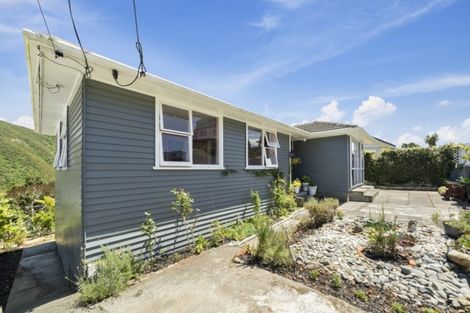 Photo of property in 50 Montreal Grove, Kingston, Wellington, 6021