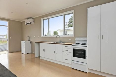 Photo of property in 335 Flaxmere Avenue, Flaxmere, Hastings, 4120