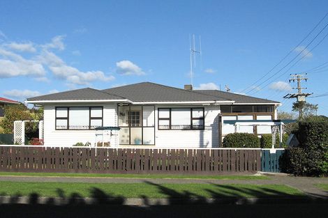 Photo of property in 11 Waitohu Valley Road, Otaki, 5512