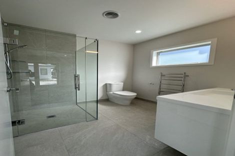 Photo of property in 15 George Yee Place, Taradale, Napier, 4112