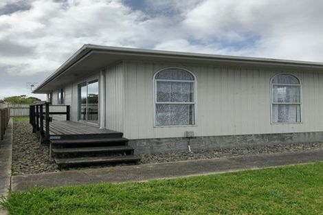 Photo of property in 47a Walton Road, Paraparaumu Beach, Paraparaumu, 5032