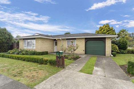 Photo of property in 2 Princeton Road, Raumati Beach, Paraparaumu, 5032
