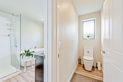 Photo of property in 3 Brockhall Lane, Avonhead, Christchurch, 8042